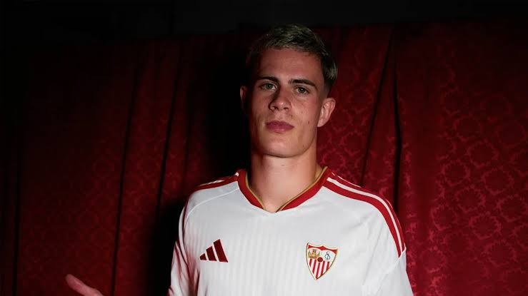 Guía Fantasy del Sevilla FC 2026/27: plantilla, once tipo y jugadores recomendables. Actualizado 1º parón.